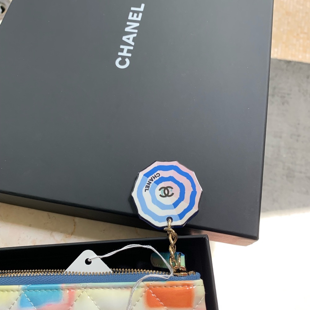 Chanel O Case Veau Verni Imprime - Picture 2 of 6